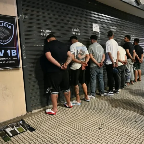 Detuvieron a siete acusados de cometer arrebatos en la Marcha de la Bronca