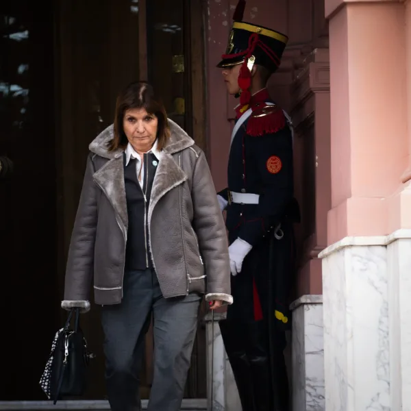 Karina Milei reunió a los senadores de LLA y se reencontró con Patricia Bullrich