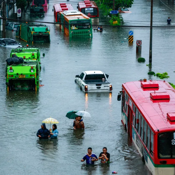 Bangkok declaró el estado de desastre por las inundaciones