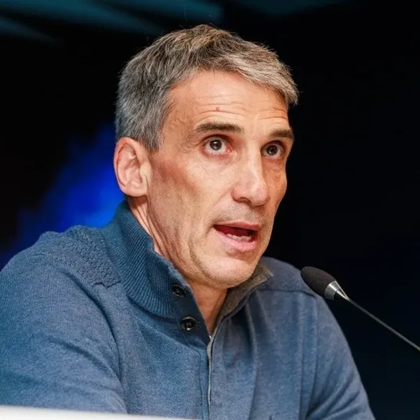 Juan Pablo Vojvoda dejó de ser el entrenador de Racing