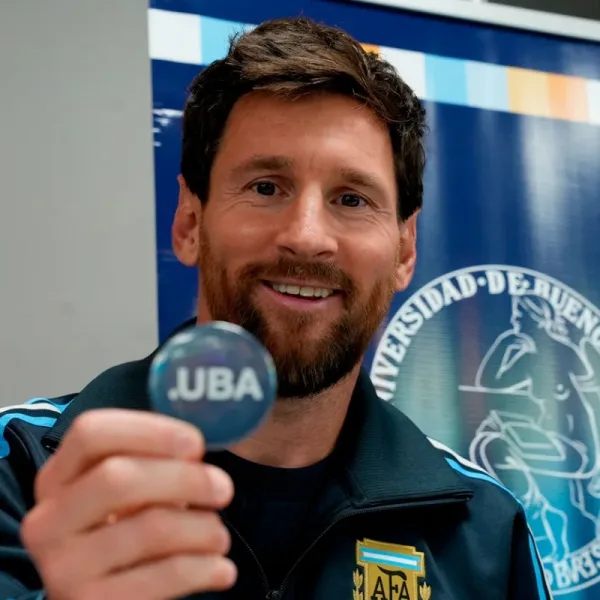 Lionel Messi recibió el título de Doctor Honoris Causa de la UBA