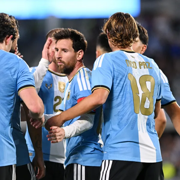En la despedida de Lionel Messi, Argentina goleó a Benín en el Monumental