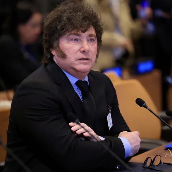 ADEPA advirtió que los ataques de Milei a la prensa "erosiona el debate público"