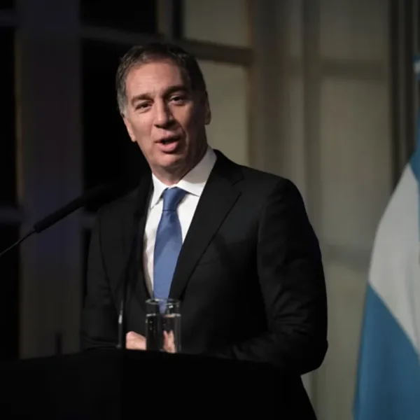 Santilli advirtió a los gobernadores: "Deberían estar preocupados por si gana Kicillof"