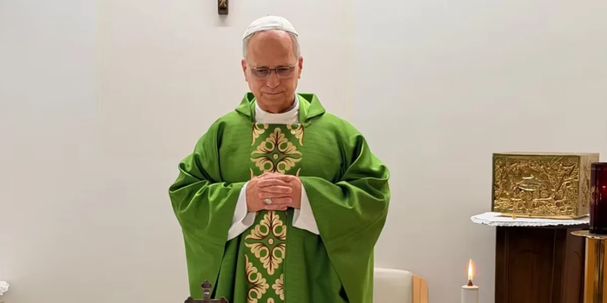 El Papa León xiv recibió el alta médica y retomará sus actividades públicas en el vaticano