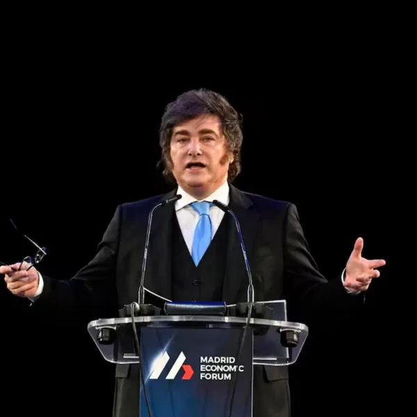 Milei viaja a España para respaldar a la derecha en la previa de las elecciones generales