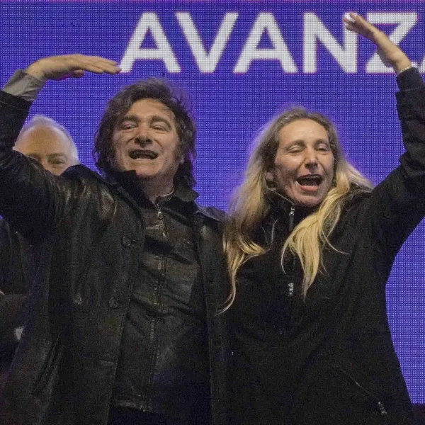 Milei apuntó contra la prensa por $LIBRA y anunció llevarla a la Justicia