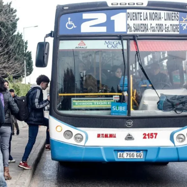 Colectivos: el Gobierno aumentará los subsidios para evitar una nueva suba del boleto